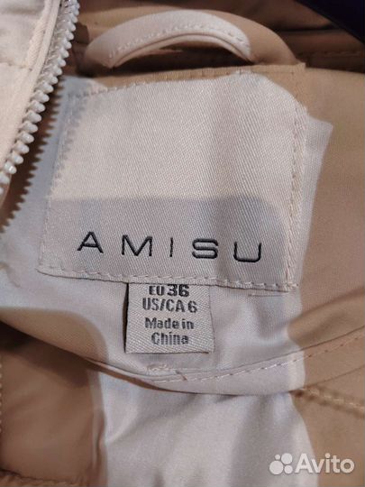 Куртка демисезонная новая женская 42 44 размер