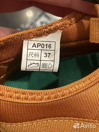 Босоногие женские кроссовки Saguaro