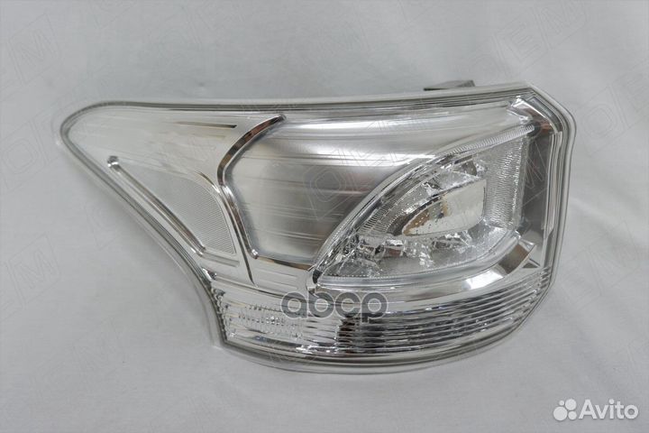 Фонарь левый Mitsubishi Outlander 3 2014-2015