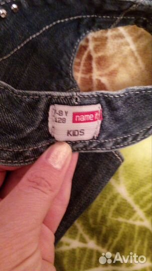 Жилетка джинсовая на 7-8 лет