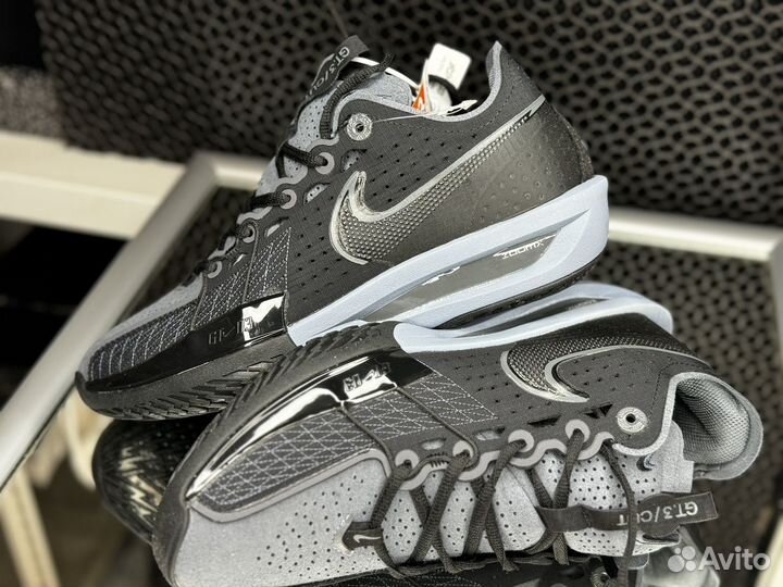 Кроссовки мужские nike