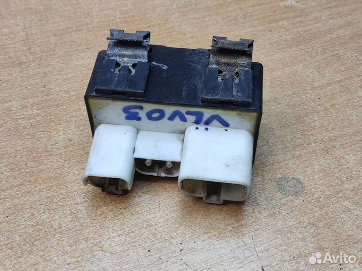Реле вентилятора, Volvo 960