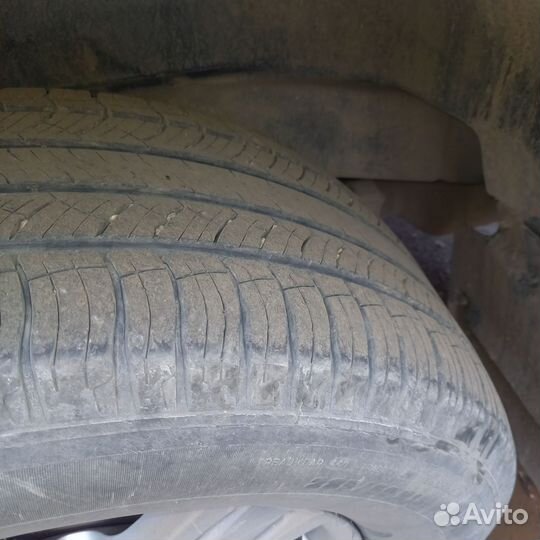 Michelin Latitude Tour HP 285/60 R18 120V