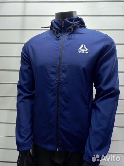 Спортивные костюмы