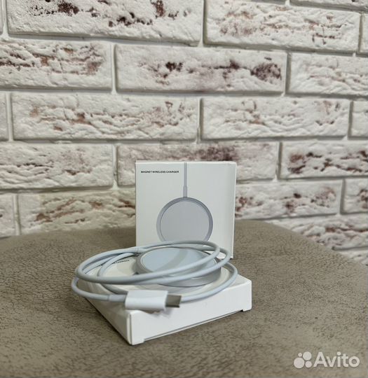 Беспроводная зарядка для iPhone MagSafe