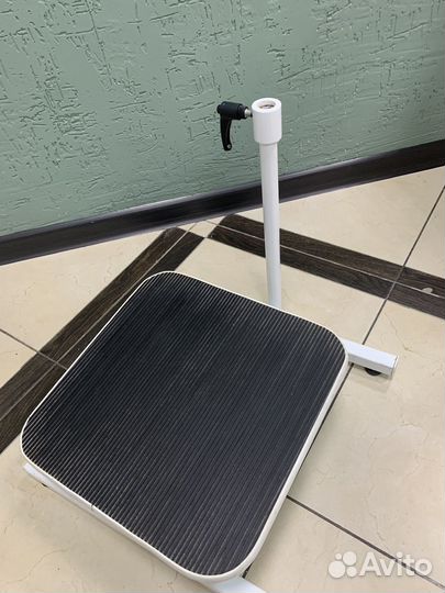 Педикюрная подставка для ног бу