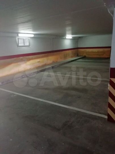 Машиноместо, 16 м²
