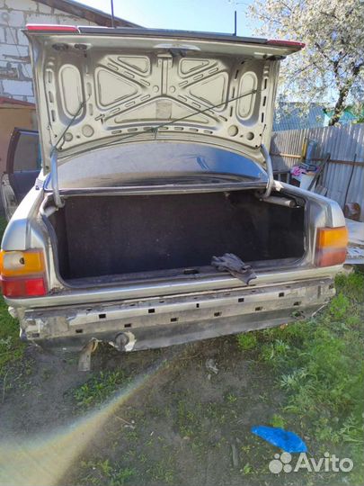 Запчасти на audi 100 c3