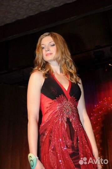 Вечернее (выпускное) платье 42-44