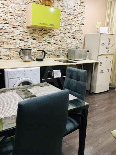 1-к. квартира, 42 м², 1/10 эт.