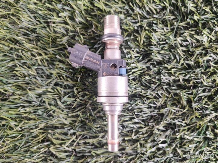 Форсунка топливная Porsche Cayenne 958 M4802 2012