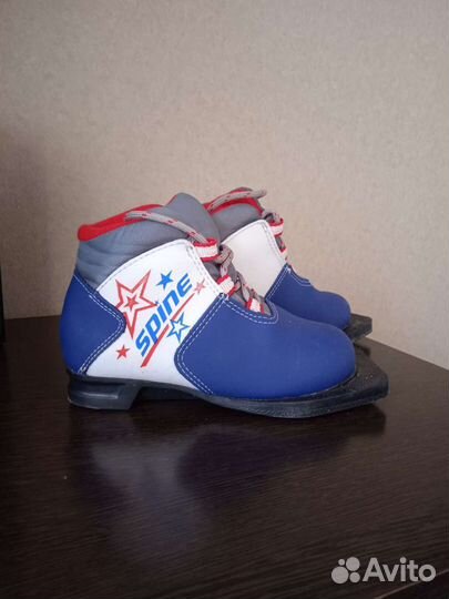 Лыжные ботинки детские