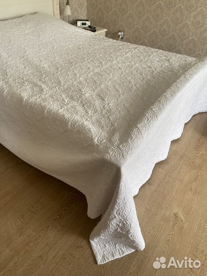 Покрывало на кровать Zara