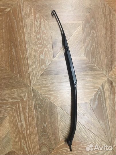 Поводок дворника Infiniti Fx