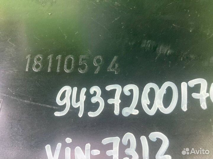 Обшивка двери mercedes-benz actros MP II