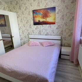 2-к. квартира, 60 м², 1/7 эт.