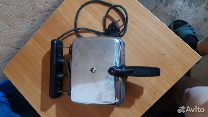 Электровафельница СССР советская