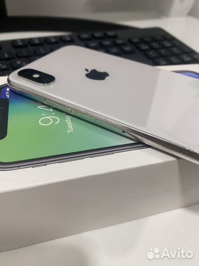 iPhone X, 64 ГБ