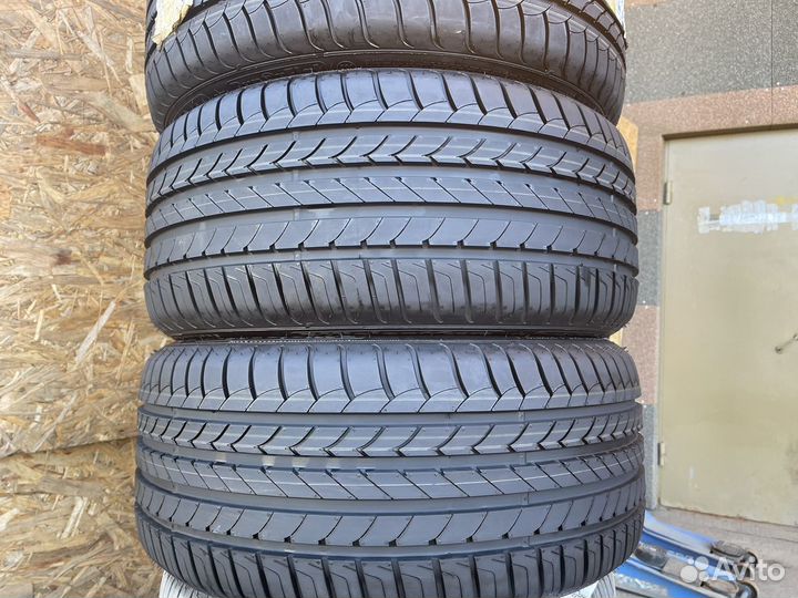 Goodyear EfficientGrip 225/45 R18 и 255/40 R18