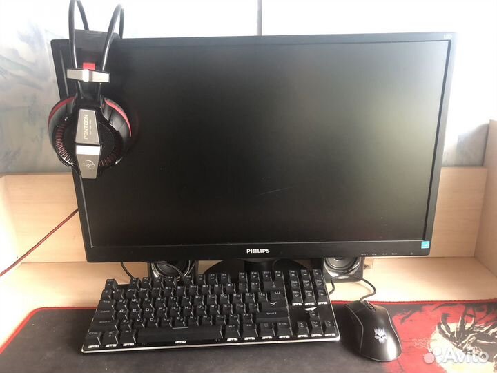 Игровой компьютер с переферией