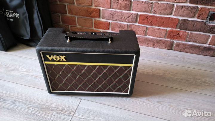 Гитарный комбоусилитель vox