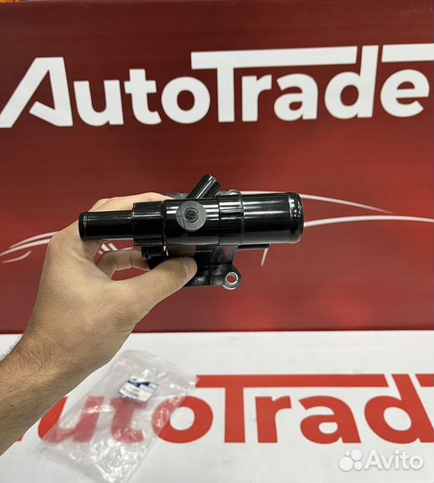 Распределитель системы охлождения Форд Фокус 3 2.0