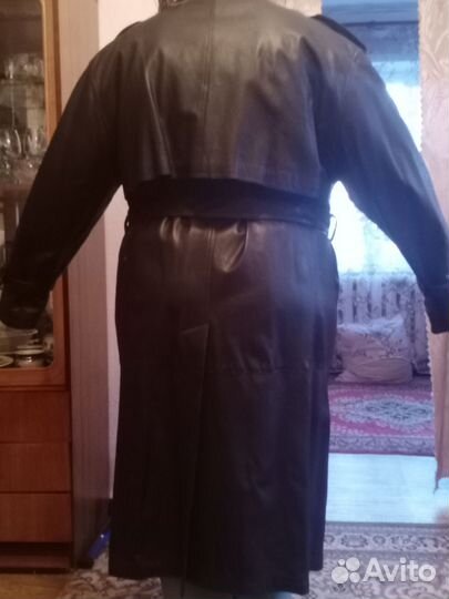 Кожаный плащ