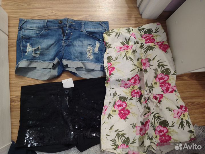 Шорты и комбинезон женские