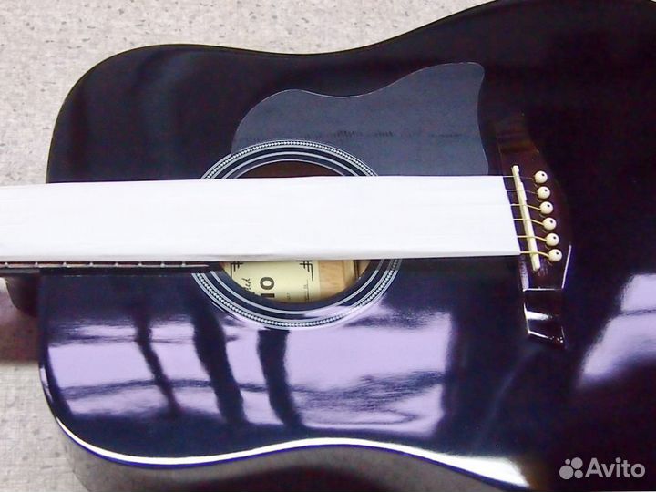 Гитара акустическая