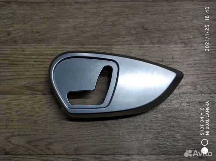 Накладка сиденья левая Мерседес GL X164