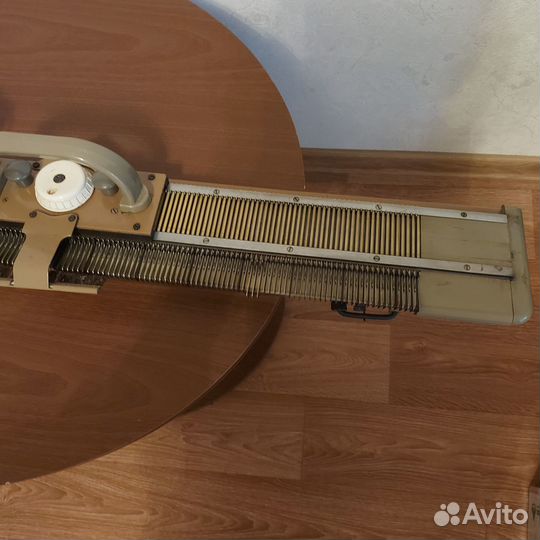 Ручная вязальная машинка Северянка СССР в кейсе