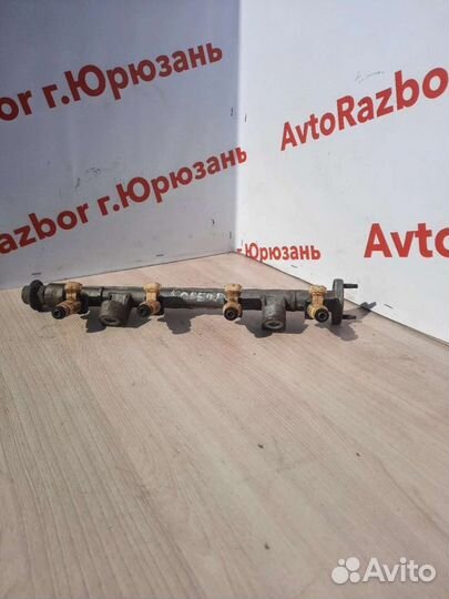 Топливная рампа с форсунками Kia Hyundai G4GC