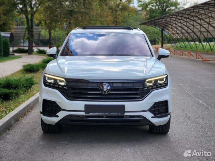 Volkswagen Touareg 3.0 AT, 2021, 30 000 км