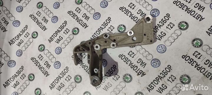 Кронштейн рычага Фольксваген Гольф 6