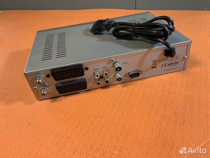 Спутниковый ресивер Arion AF-2000 cicr