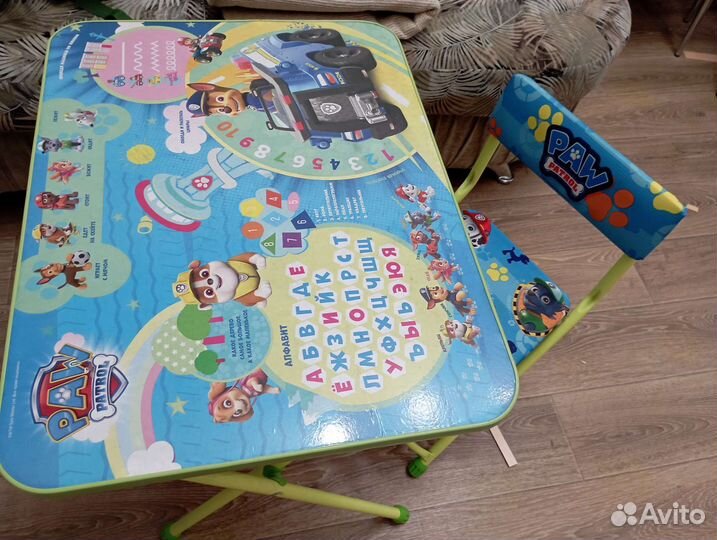 Детский стол и стул