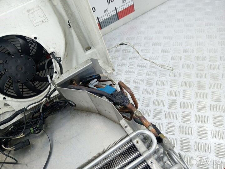 Б/У Б/У Холодильное оборудование AM781373 renault