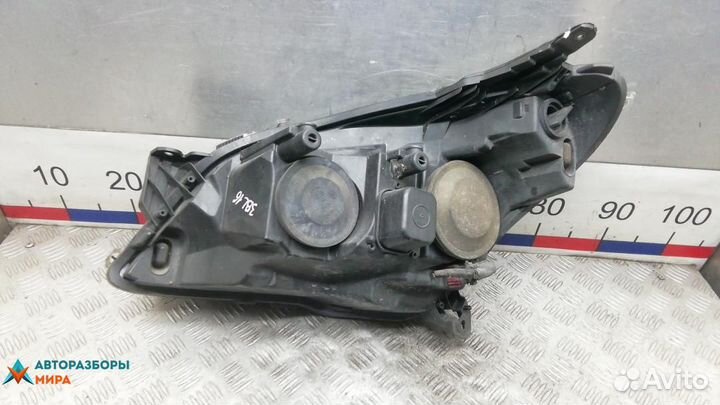 Фара правая Opel Astra H 2005