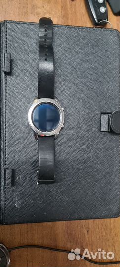 Часы samsung gear s3 classic