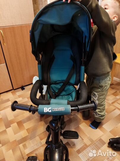 Трехколесный велосипед коляска бронь