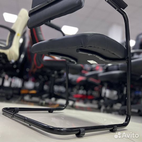 Офисный стул CH-271