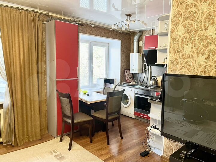 3-к. квартира, 60 м², 3/5 эт.