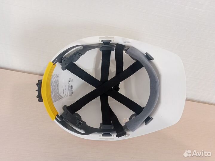 Каска строительная белая