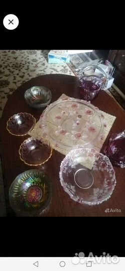 Вазы из цветного хрусталя