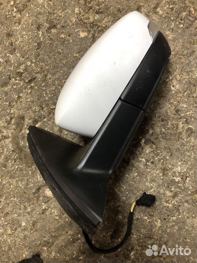 Боковое левое зеркало Volkswagen Polo 6