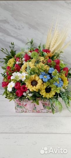 Букет в коробке из мыла