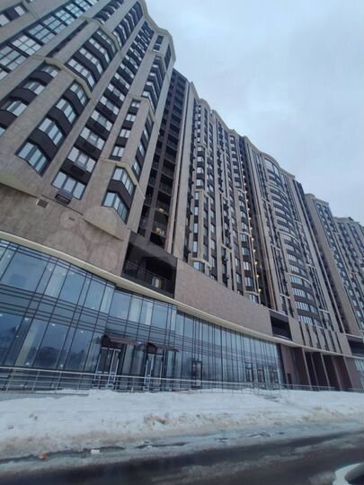 3-к. квартира, 112,8 м², 3/18 эт.