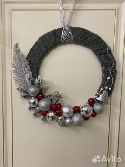 Новогодний венок ручной работы