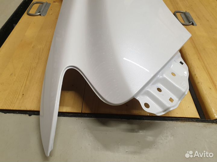 Крыло переднее левое lexus rx