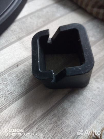 Подставки для кухонной техники и телефона